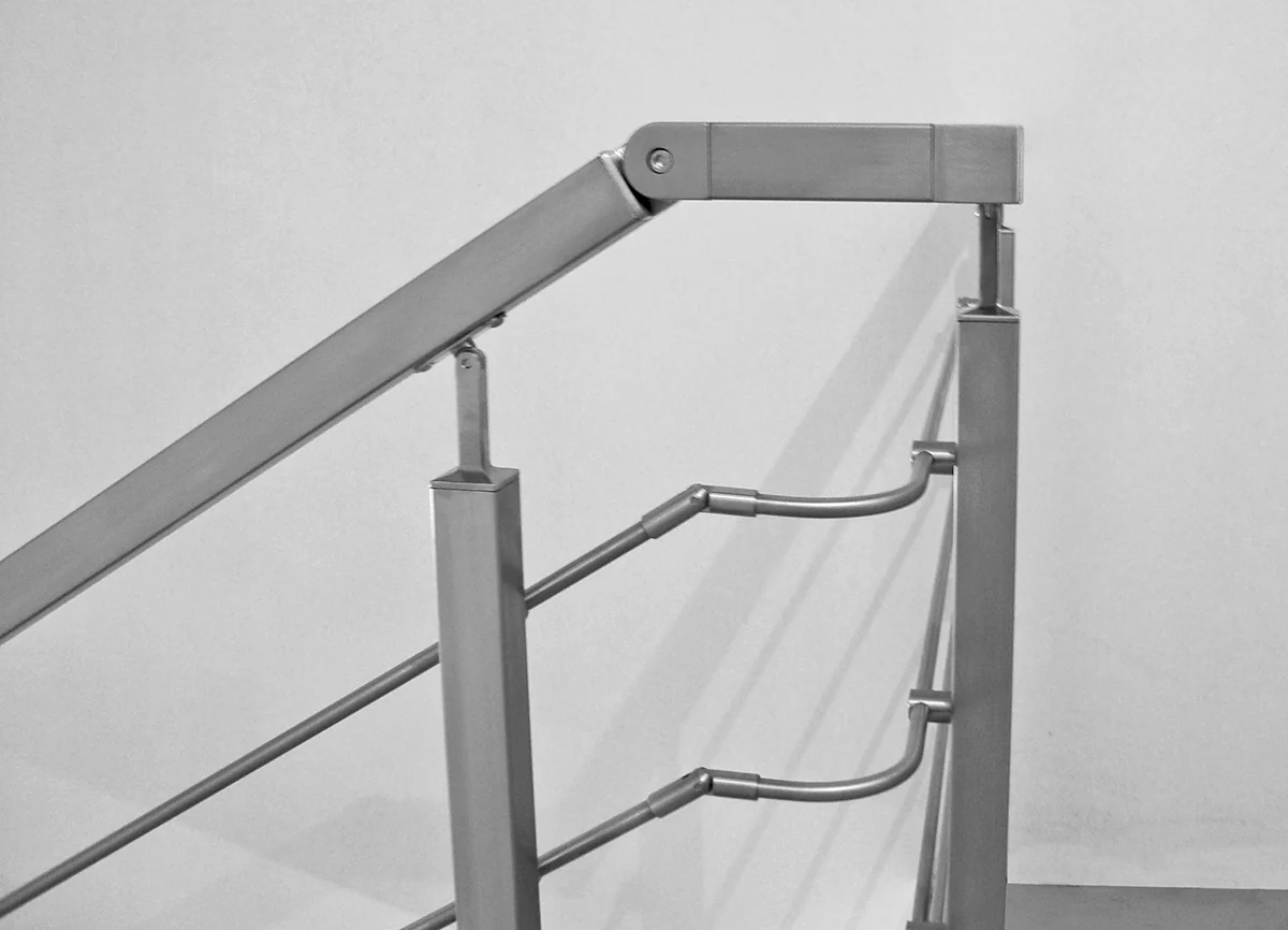 Łącznik balustrady - kolanko skrętne - Image 3